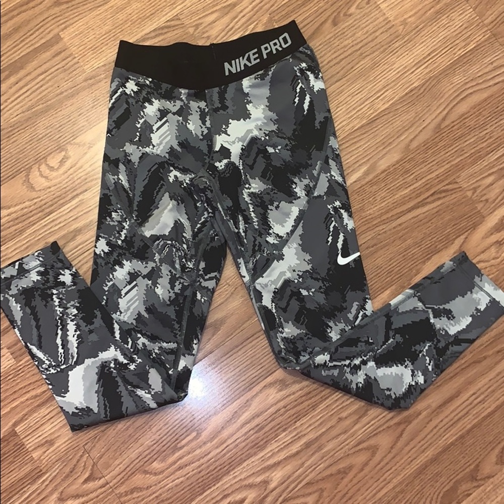 Girls Nike Pro Leggings size M - Picture 4 of 6